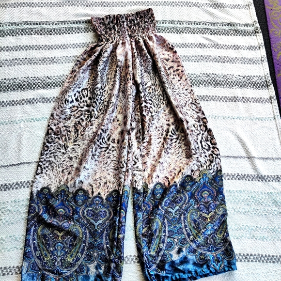 luv shari Pants - LUV SHARI|| ANIMAL PRINT AND PAISLEY PRINT JUMP SUIT SIZE one size